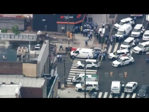 BREAKING! Multiple Officers Shot  Philadelphia  Stand Off w  Police, 1 Suspect In Custody 8 14 19